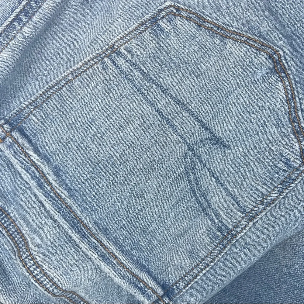 American Eagle Outfitters Denim Blue Stretch Jeans - Picture 4 of 5